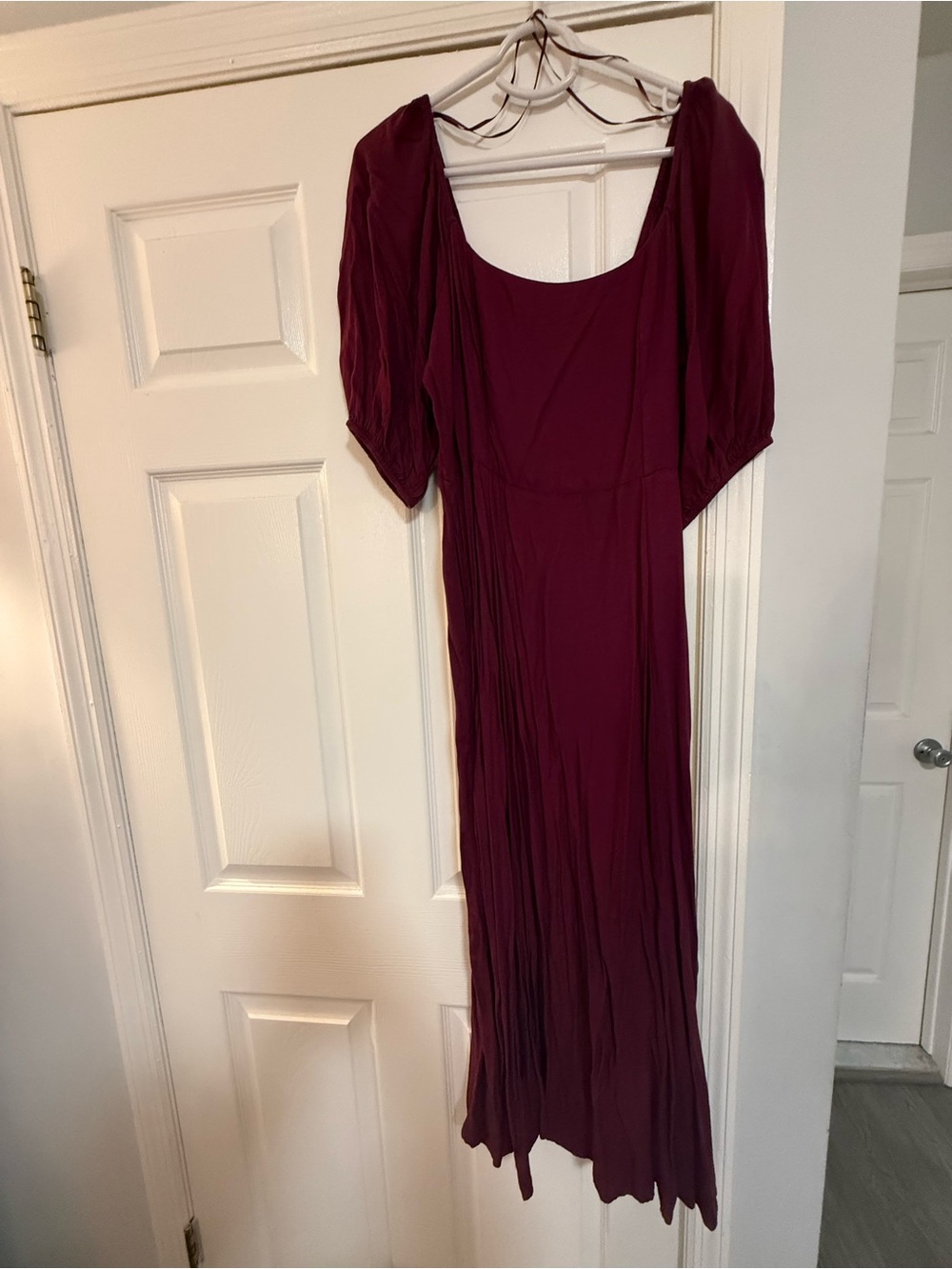 Old Navy plum Maxi Dress with Scoop Neck and Puff Sleeves